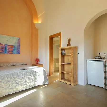 Sleeps 21 With Pool And Air Con Villa