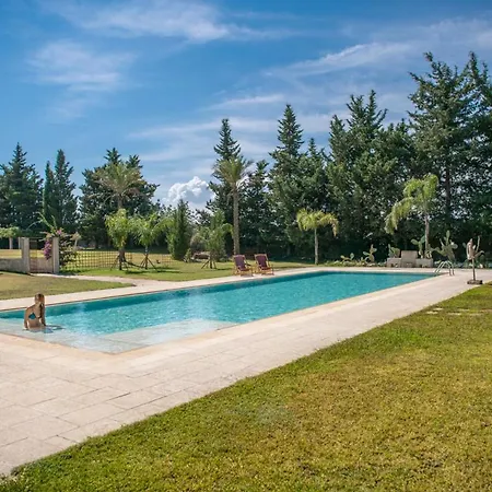 Sleeps 21 With Pool And Air Con Villa *